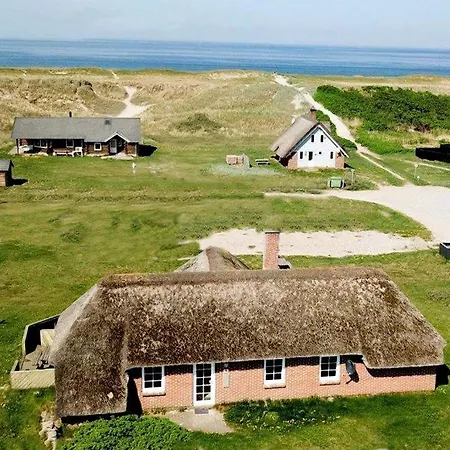 Casa de Férias Charming Thatched Stone House By The Sea - Sj241 *