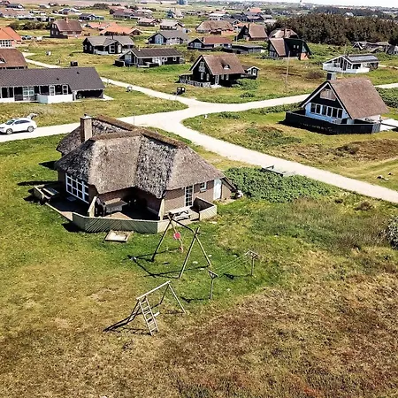 Charming Thatched Stone House By The Sea - Sj241 *